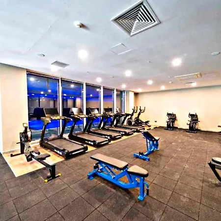Aparthotel The Yk *