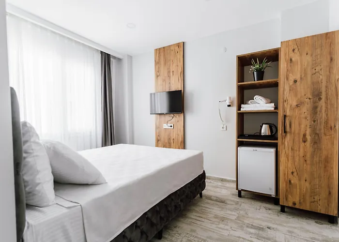 Lux In Center アパートホテル 3*